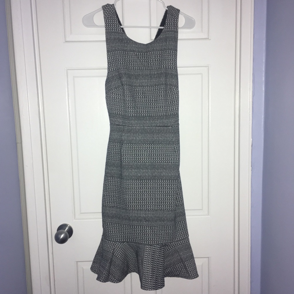 Banana republic navy blue/cream flare dress